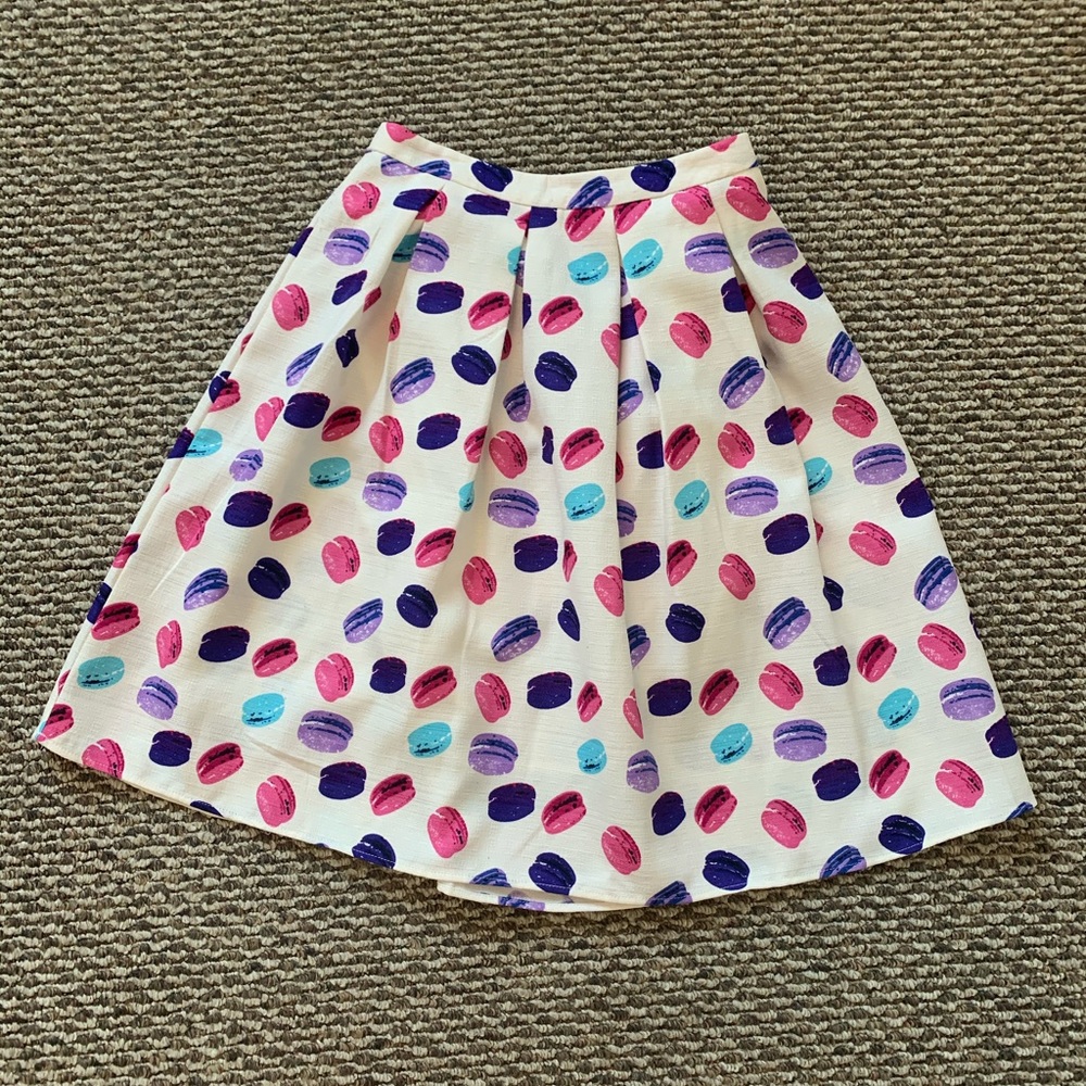 COPY - Super cute Macaroon pattern skirt
